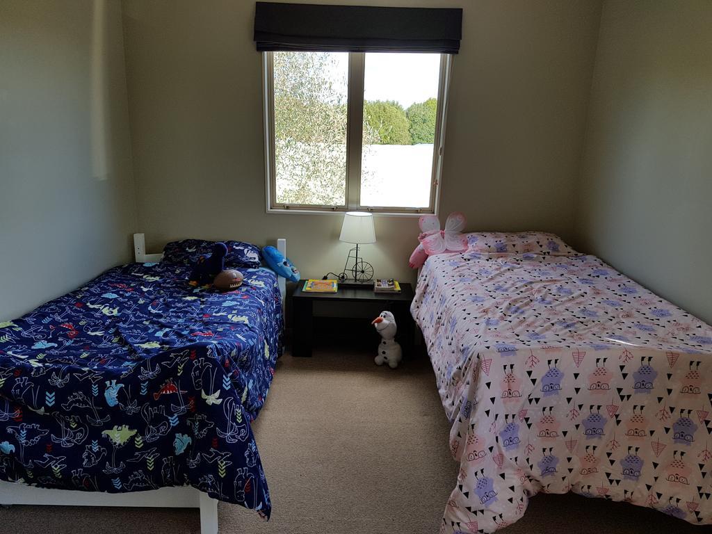 Makepeace Place Homestay Hamilton Exterior photo